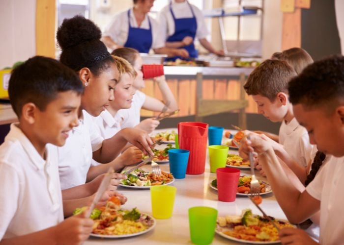Kids eating